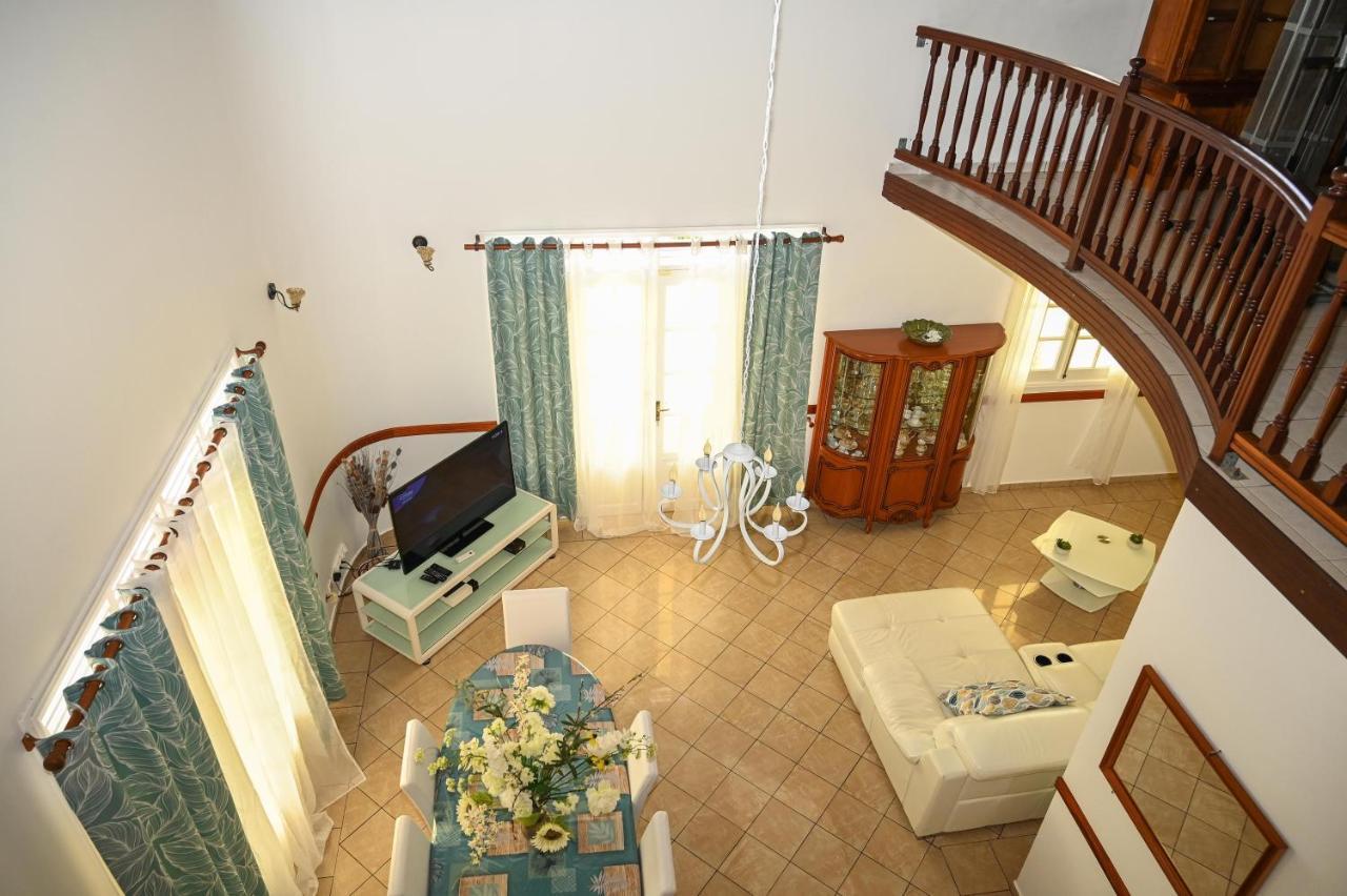 Villa D Ennry Pointe-Noire Exterior foto